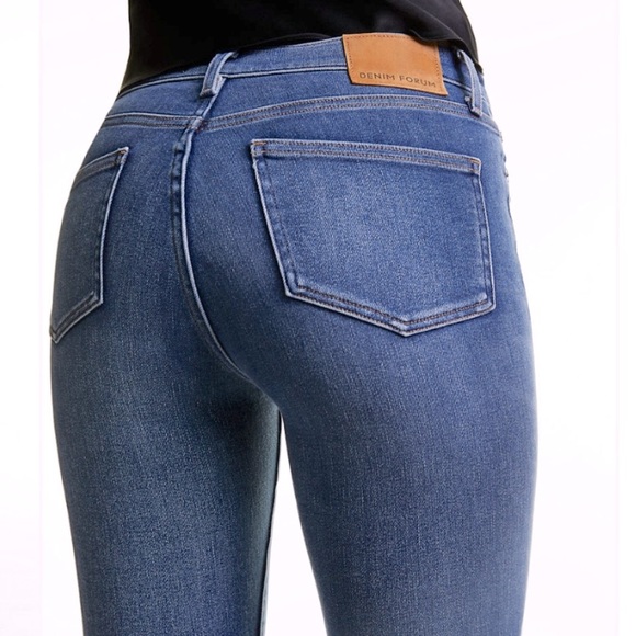 Denim Forum Denim - Aritzia Denim Forum The Jane mid rise boot 25